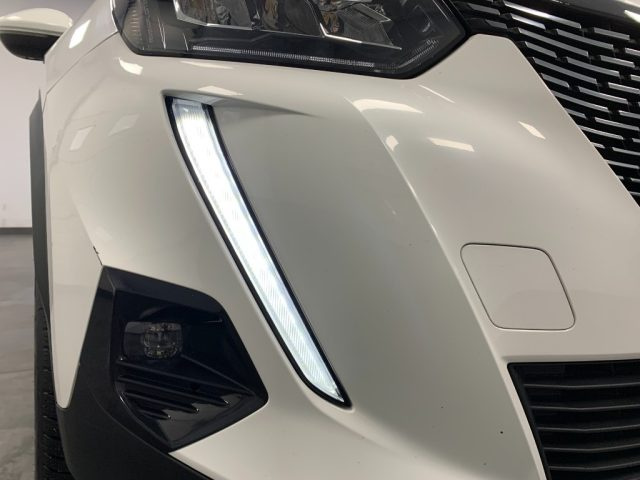 PEUGEOT 2008 usata, con Specchietti laterali elettrici