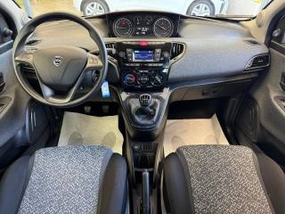 LANCIA Ypsilon usata, con ESP