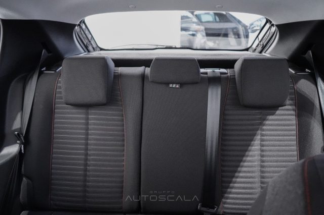 PEUGEOT 208 usata, con Volante multifunzione