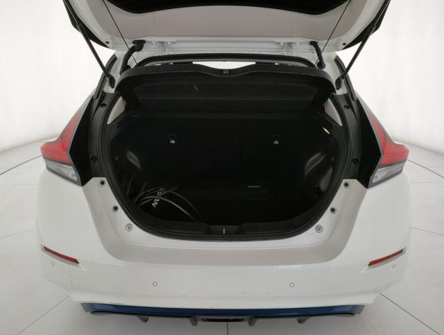 NISSAN Leaf usata, con Specchietti laterali elettrici