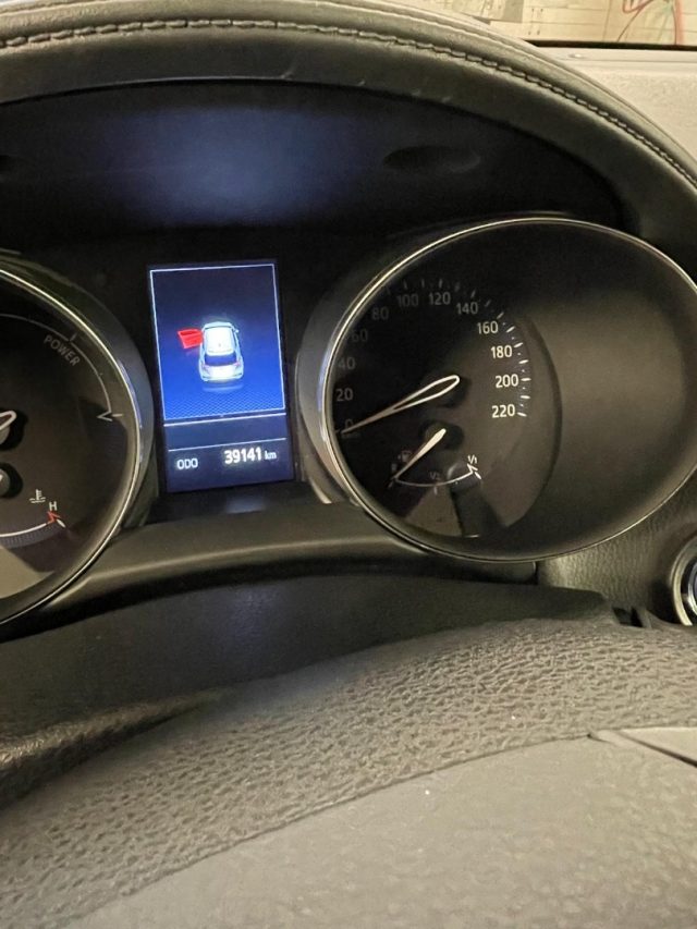 TOYOTA C-HR usata, con Climatizzatore