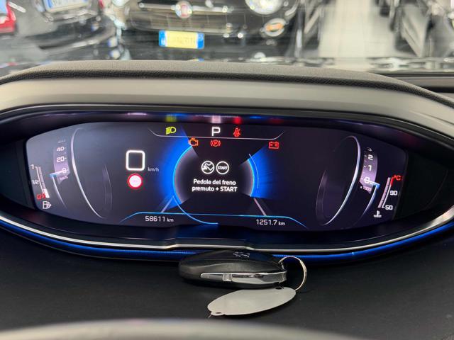 PEUGEOT 3008 usata, con Climatizzatore automatico, 2 zone