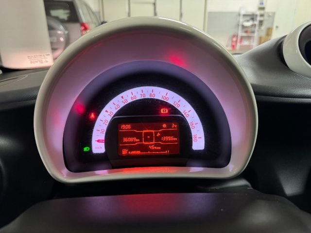 SMART ForFour usata, con Controllo automatico clima