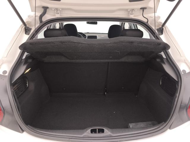 PEUGEOT 208 usata, con Isofix