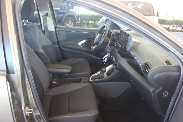 TOYOTA Yaris usata, con Cruise Control