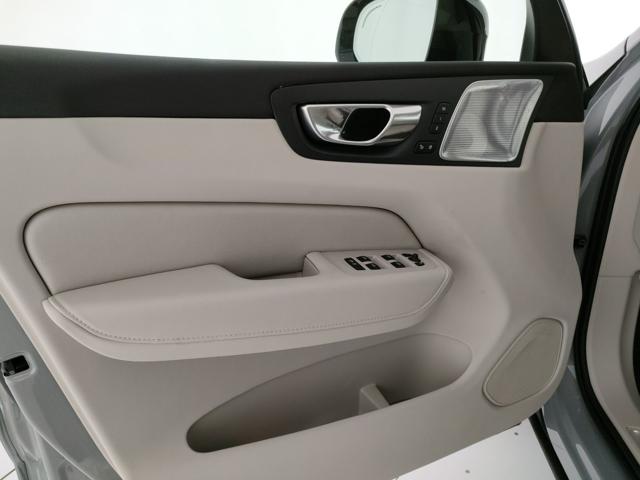 VOLVO XC60 usata, con Controllo automatico clima