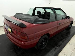 FORD Escort usata, con Servosterzo