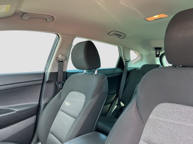 HYUNDAI Tucson usata 9
