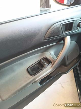 FORD Fiesta usata 17