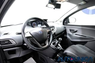 LANCIA Ypsilon usata, con Autoradio