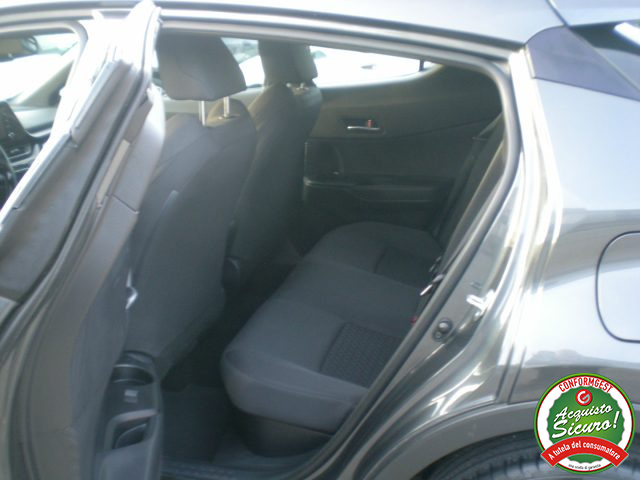 TOYOTA C-HR usata, con Fendinebbia