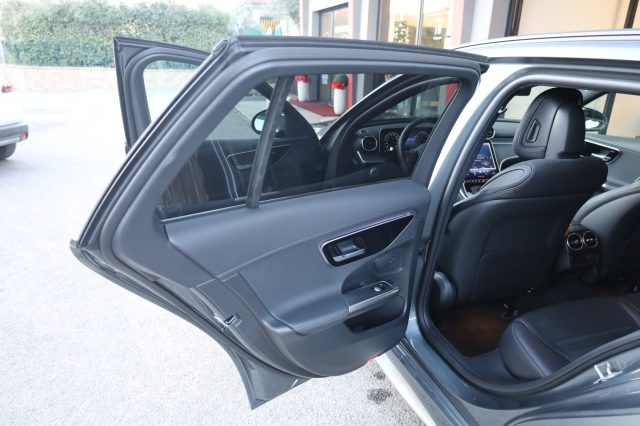 MERCEDES-BENZ C 300 usata 113