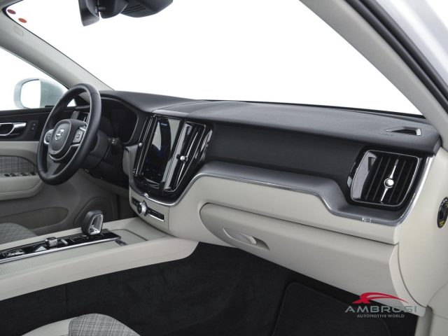VOLVO XC60 usata 11