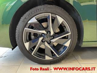 PEUGEOT 308 usata, con USB
