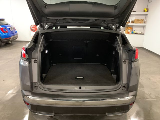 PEUGEOT 3008 usata, con Vetri oscurati