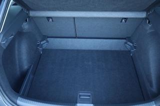 VOLKSWAGEN Taigo usata, con Spoiler