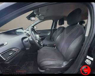 LANCIA Ypsilon usata, con Controllo trazione