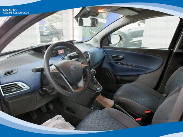 LANCIA Ypsilon usata, con Airbag laterali