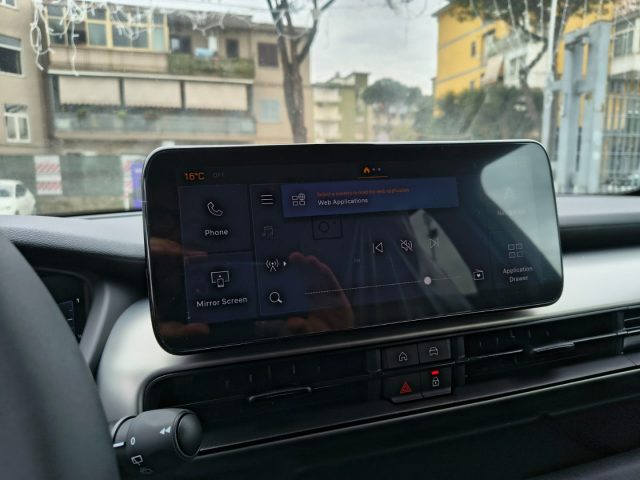 JEEP Avenger usata, con Autoradio