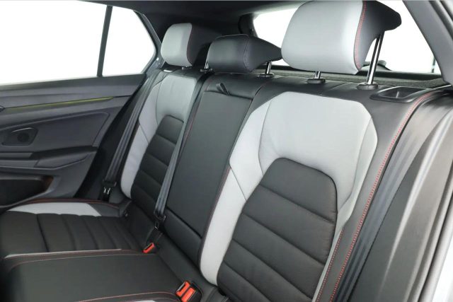 VOLKSWAGEN Golf GTI usata, con Controllo automatico clima