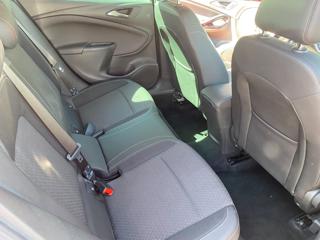 OPEL Astra usata, con MP3