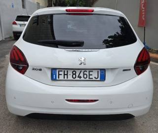 PEUGEOT 208 usata, con Boardcomputer
