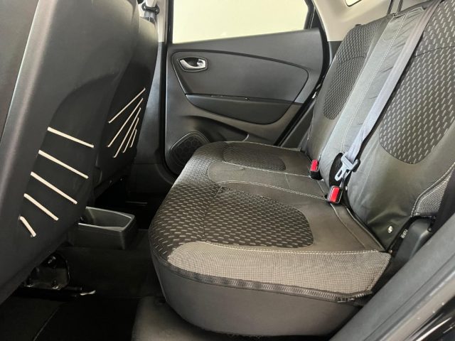 RENAULT Captur usata, con Autoradio digitale