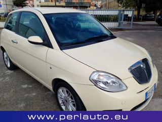 LANCIA Ypsilon usata, con Airbag