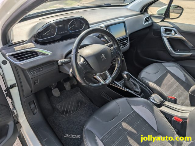 PEUGEOT 2008 usata, con Bluetooth
