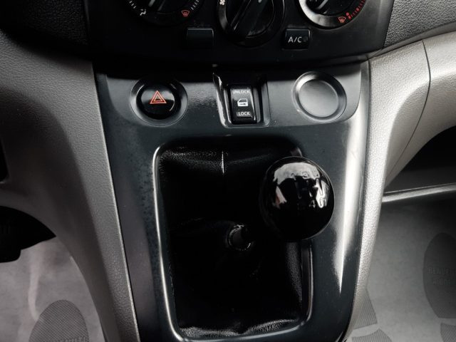 NISSAN NV200 usata 14