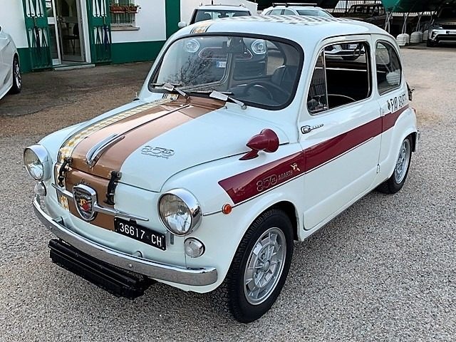FIAT 850 usata, con Interni in pelle