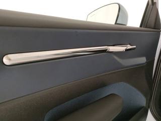 VOLVO EX30 usata, con Autoradio digitale