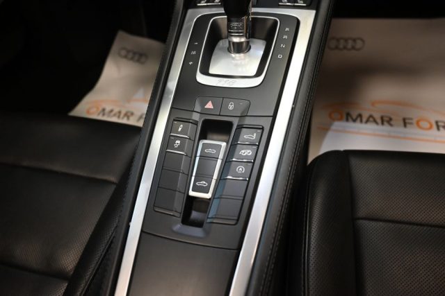 PORSCHE 718 Spyder usata 57