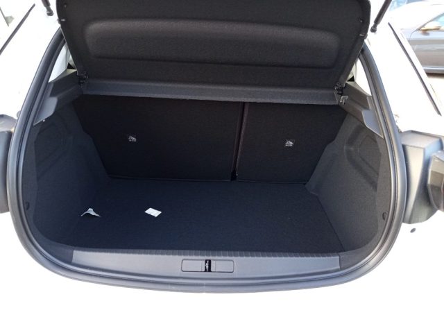 OPEL Corsa usata, con Sensori di parcheggio posteriori