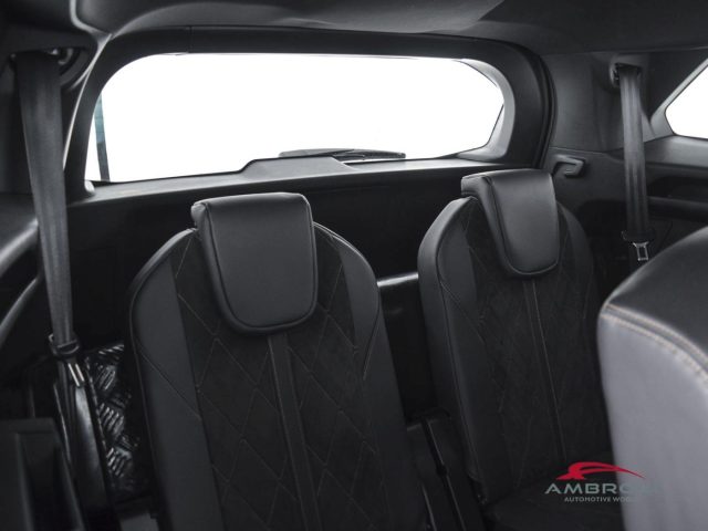 PEUGEOT 5008 usata 11