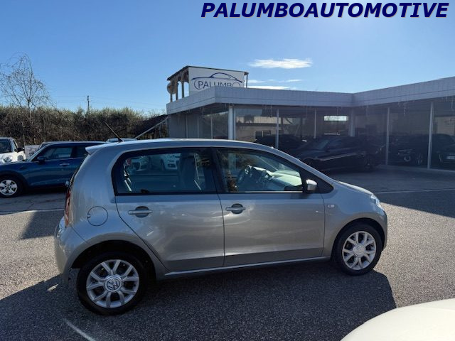 VOLKSWAGEN up! usata, con Cerchi in lega