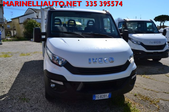 IVECO Daily usata, con Autoradio