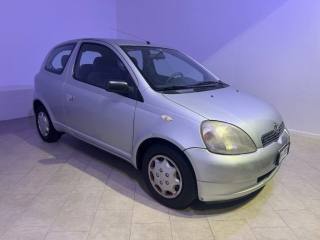 TOYOTA Yaris usata 1