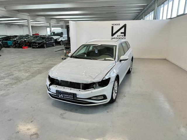 VOLKSWAGEN Passat Variant usata, con Airbag laterali