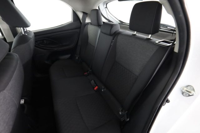 TOYOTA Yaris usata 3