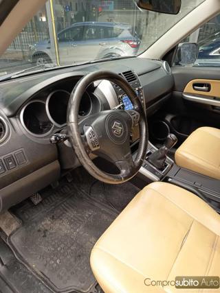 SUZUKI Grand Vitara usata, con Climatizzatore