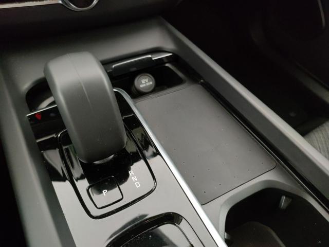 VOLVO XC60 usata, con Luci diurne LED