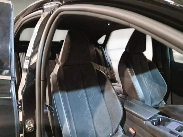 DS AUTOMOBILES DS 7 Crossback usata, con Fari Xenon