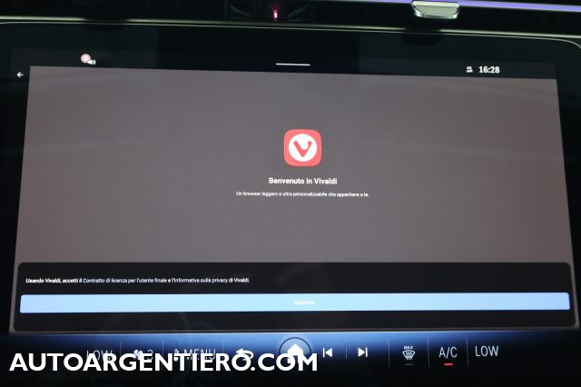 MERCEDES-BENZ E 220 usata, con USB