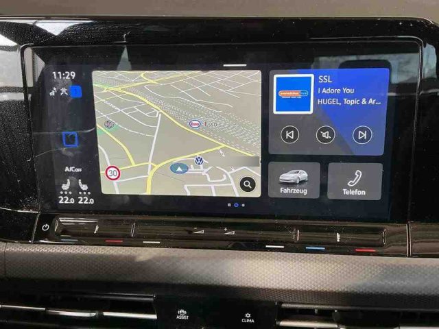 VOLKSWAGEN Golf usata, con Park Distance Control