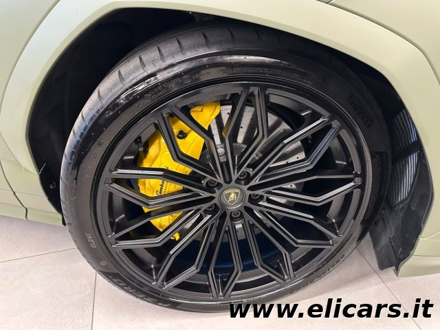 LAMBORGHINI Urus usata, con Autoradio