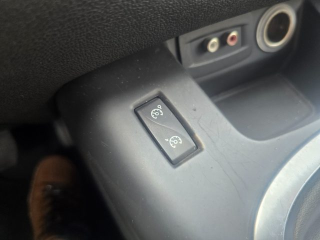 RENAULT Scenic usata, con Sensori di parcheggio posteriori