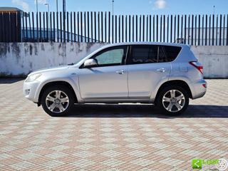 TOYOTA RAV 4 MY23 usata, con Cerchi in lega