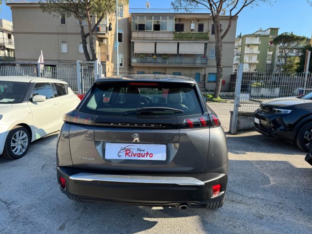 PEUGEOT 2008 usata, con Boardcomputer