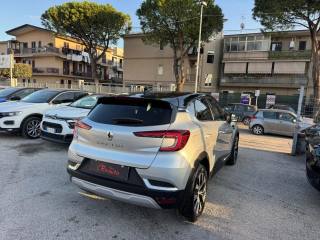 RENAULT Captur usata, con Autoradio